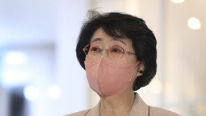 검찰, ‘정치자금법 위반’ 김승희 전 의원에 벌금 300만원 구형