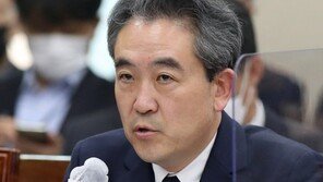 “사퇴할 생각 없나” 묻자…윤희근 “어려운 길 가겠다”