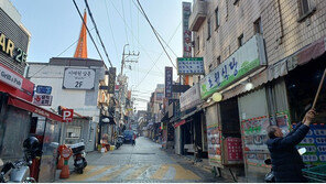 “매출 99% 증발, 가겟세 어떡해”…이태원 상인들 한숨만