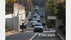 尹대통령 한남동 관저에서 첫 출근