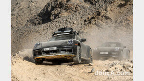 랠리카로 변신한 아이코닉 스포츠카… 포르쉐, ‘911 다카르’ 공개