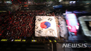 “시기상조 VS 문제없어” 월드컵 거리응원 찬반 팽팽