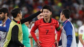 ‘조규성 2골’ 한국, 가나에 2-3 분패…16강 빨간불