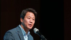 임종석, 서훈 구속영장 청구에 “무분별한 정치보복 중단하라”