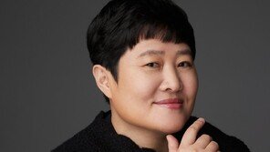 후크엔터 대표 “이승기와 다툼, 개인재산 처분해 책임지겠다”