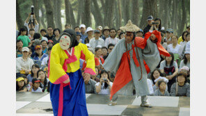 ‘탈춤’, 韓 22번째 유네스코 인류무형유산…北 ‘평양랭면풍습’도 등재