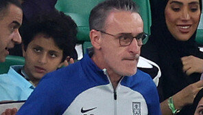 벤투, 카타르 16강중 유일 ‘이방인 사령탑’