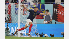 지금은 음바페 시대…‘만 23세’에 호날두의 월드컵 골 넘었다