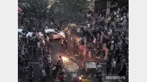 “작별기회도 빼앗아”…유가족, 이란당국 시신 도난 주장