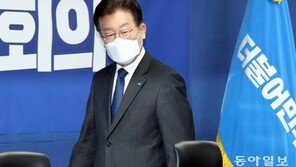 ‘취임 100일’ 李 “尹, 야당 파괴에 권한 남용…국민 두려워하라”