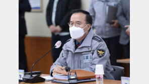 “한동훈 집 주소 담긴 문서, 수사관이 휴대폰으로 찍어 더탐사 전송”