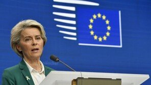 EU집행위원장 “美 IRA, 경쟁 왜곡…EU, 보조금제 개편 대응 필요”