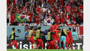 한국·일본, 또 한번의 기적? 나란히 8강 도전