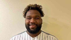 LG, 스위치 타자 알몬테와 80만달러 계약…2023시즌 외인 구성 완료