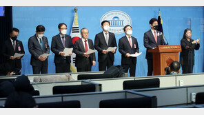 국회 찾아간 경제 6단체 “노란봉투법은 ‘특정 노조 방탄법’…심의 중단해야”