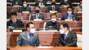 ‘이상민 해임건의안이냐 탄핵소추안이냐’…민주, 오늘 의총