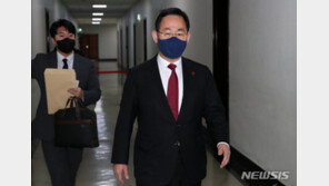 주호영 “이재명, 가짜뉴스 생산…민노총 편 들며 국가 경제에 짐 돼”