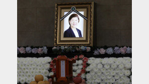 이주호 부총리 “고 노옥희 울산교육감 열정과 뜻, 잊지 않겠다”