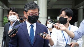 ‘택시기사 폭행’ 이용구 전 차관 항소심…“1심 가벼워” vs “양형부당”