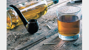 “흡연-음주도 알고보니 유전” 약 4000개 유전자 변이 찾았다