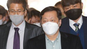 검찰, 정진상 이르면 오늘 기소…이재명 공모 적시 여부 관심