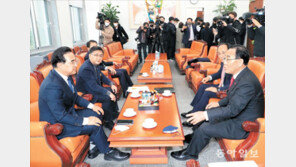 법인세 대치… 與 “인하뒤 2년 유예안 수용” 野 “초부자 감세 거부”