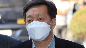 [단독]“2억4000만원 수뢰” 정진상 구속기소… 이재명 수사만 남아 