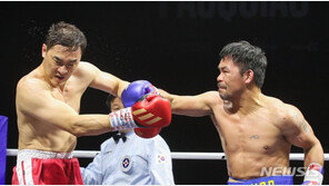 필리핀 복싱 전설 파퀴아오, 링 복귀전 전원일치 판정승