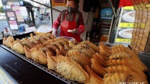‘붕어빵·꼬치어묵’ 사라진 길거리…“집에서 직접 만들어 먹는다”
