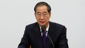 한 총리, 英매체 인터뷰서 “김정은 딸 공개, 메시지 전달의 의지”