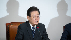 이재명 “사회에 말하기 어려운 두려움 퍼져…민주주의 질식상황”