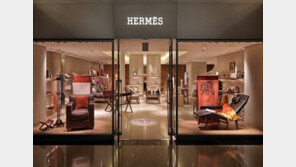 공홈서 풀리자마자 ‘1초컷 완판’된 에르메스 가방…리셀 가격 보니