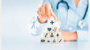 진료비, 文케어 5년새 40% 늘어…건보재정 이대로면 6년뒤 고갈