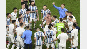 ‘라스트 댄스’ 메시 1골 1도움…아르헨, 크로아 꺾고 결승행