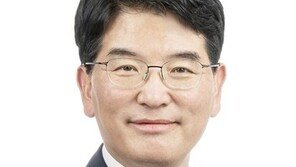 경찰, ‘성 비위 의혹’ 박완주 의원 검찰 송치