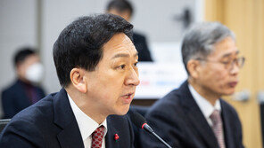 김기현 “김경수, 여론조작 범죄자가 의인 코스프레…사면은 사치”