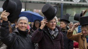 ‘안락사 최초 합법화’ 네덜란드 법원, 의사 아닌 사람 도움받아 목숨끊는 것 금지