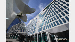 부하 직원 강제추행 혐의 경찰관 불구속 기소 