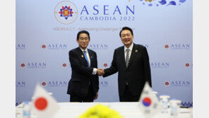 국방백서, 한일관계 표현도 ‘정상화’… ‘가까운 이웃’ ‘동반자’ 복원될 듯