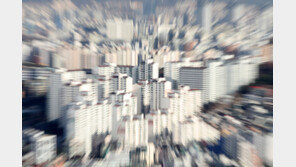 “안 사요”…전국 아파트 매매수급지수 73 ‘역대 최저’