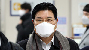교비 빼돌리고 차량 제공받아…홍문종 전 의원 징역 4년6월 확정 