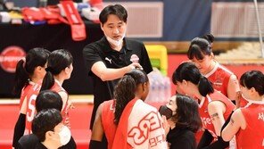 개막 후 최다 연속 기록 쓰는 ‘연승’ 현대건설, ‘연패’ 페퍼저축은행