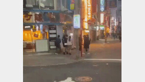 女 보행자만 골라 어깨빵 ‘퍽, 퍽’…“나도 당했다” 日 남성 체포