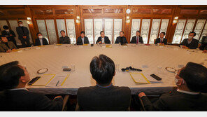 당정 “노동시장 이중구조 개선 적극추진”…‘3대 개혁과제’ 박차