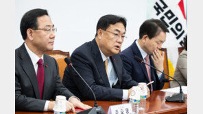 與 당 대표, 100% 당원투표로 선출…결선투표제 첫 도입