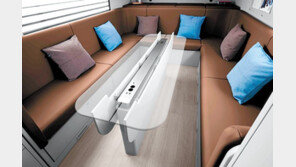 현대차 “달리는 사무실서 회의-업무 자유롭게”