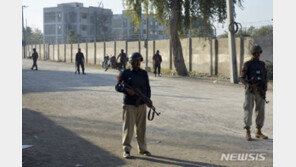 파키스탄, ‘인질극’ 탈레반 연계 무장세력 33명 사살