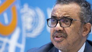 WHO “중국산 백신 예방률 50%에 그쳐… 사망자 집계 방식도 의문”