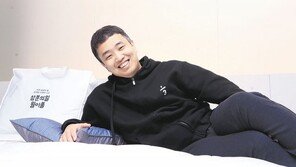 불면 떨칠수 없을까… 값 낮춘 메모리폼 매트리스로 ‘틈새’ 공략 