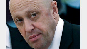 美 “北, ‘푸틴 요리사’의 악명높은 용병기업에 무기 판매”